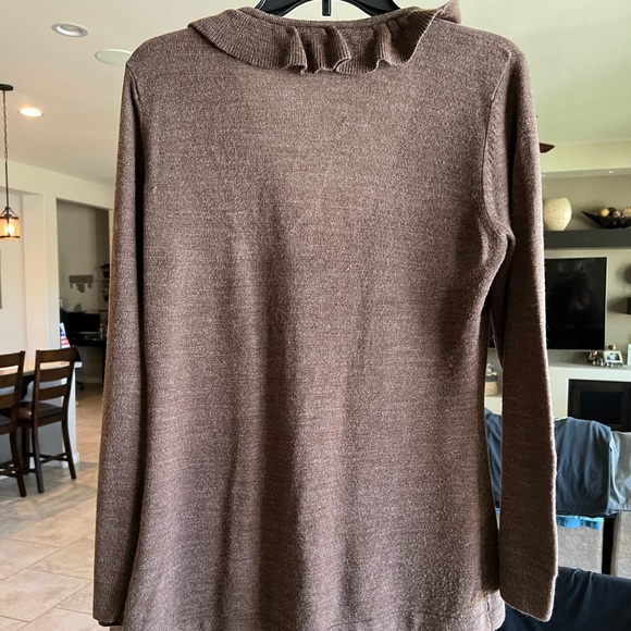 Sweater - Picture 2 of 4